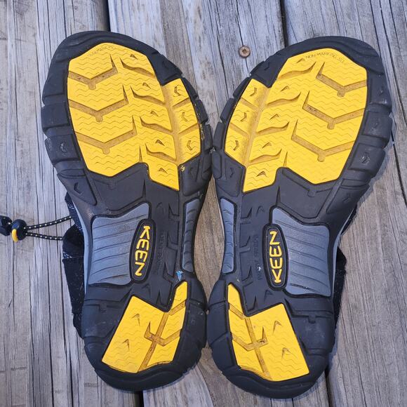 Keen Hiking Sandal Women Closed Toe Black Yellow Water Washable Size 6.5 - Picture 11 of 12